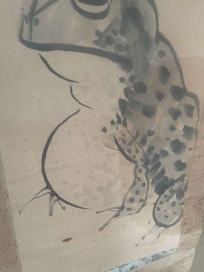 Taishō 1921 Kakejiku Sumi-e Hanging Scroll of a Toad Artist Unknown (Approximately 185X40CM)