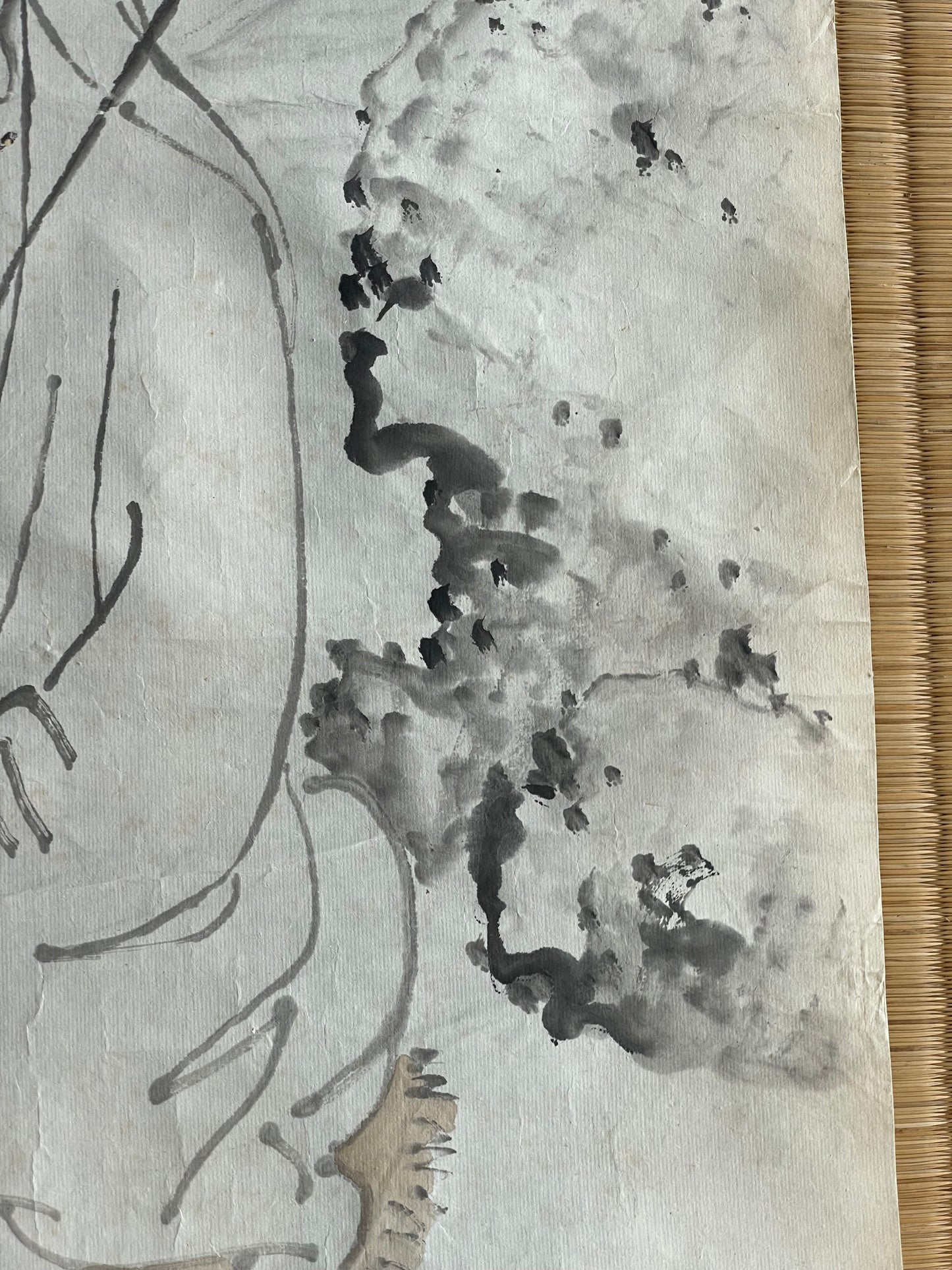 1920–1950 White-Robed Kannon Sumi-e Ink Painting by Kanemochi (Approximately 41X150CM)