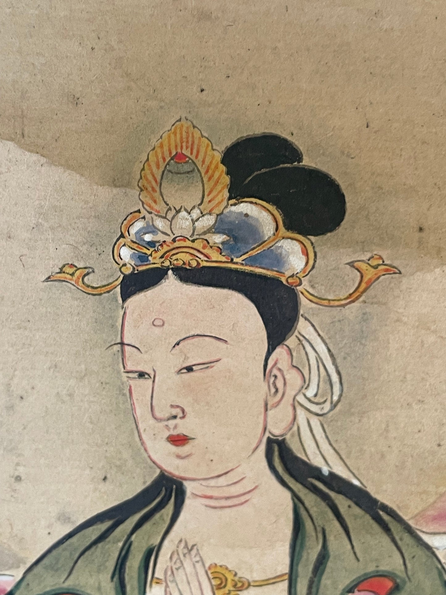 1890–1920 Buddhist Hanging Scroll Kannon Bosatsu on a Lotus Throne (観音菩薩図) by Wayōsai  (Approximately 34X124CM)