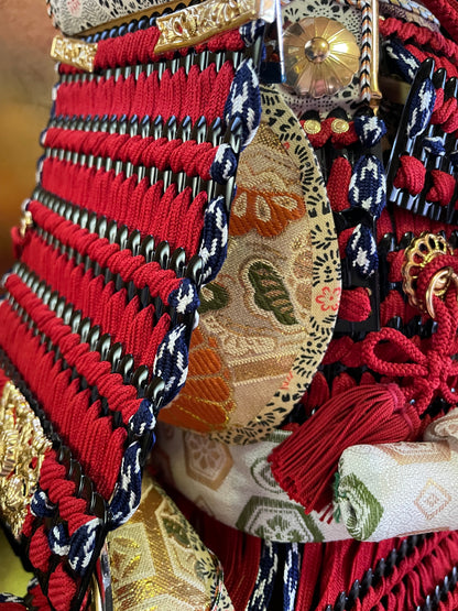 Shōwa Yoshitoku Samurai Armor for Children - Includes all accessories (Approxmately 90CM)